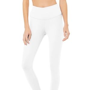 NWOT XS Alo Yoga High-Wasted 7/8th Airlift White Leggings
